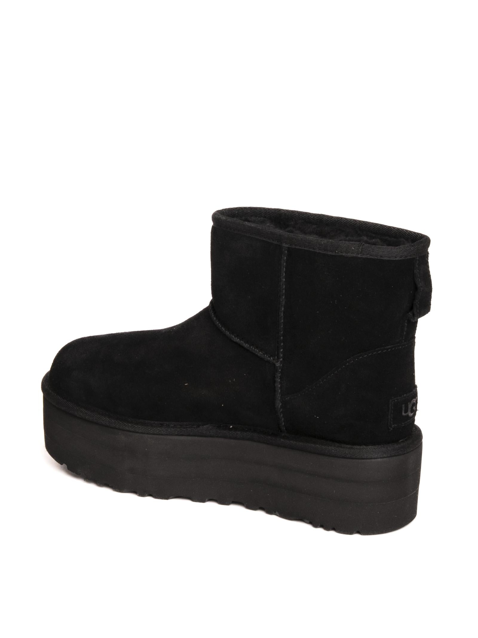 UGG stivaletto mini platfrom nero <BR/> MINIPLATFORM MONT-BLK 